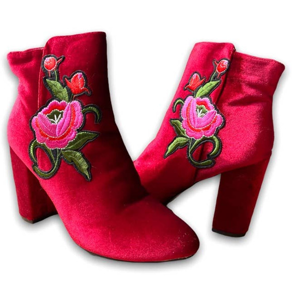 Hot Kiss Shoes - NWOT Hot Kiss Floral Embroidered Red Suede Heeled Side Zip Booties